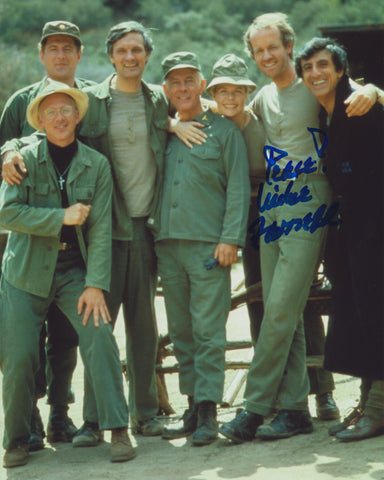 MIKE FARRELL SIGNED M*A*S*H 8X10 PHOTO 6