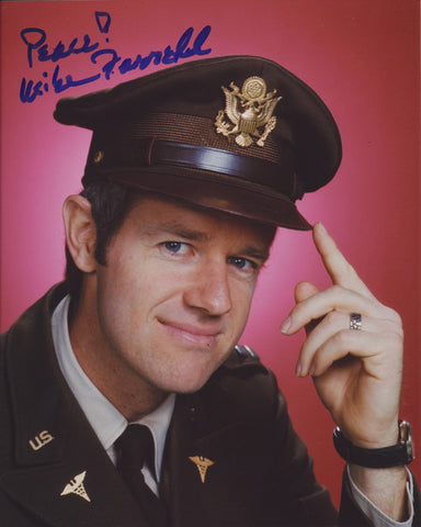 MIKE FARRELL SIGNED M*A*S*H 8X10 PHOTO 7