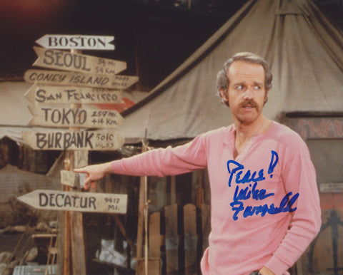 MIKE FARRELL SIGNED M*A*S*H 8X10 PHOTO 9