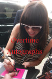 CARLY RAE JEPSEN SIGNED 8X10 PHOTO