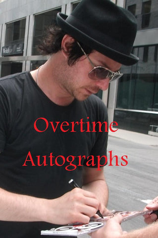 SIMPLE PLAN SIGNED 8X10 PHOTO – Overtime Autographs