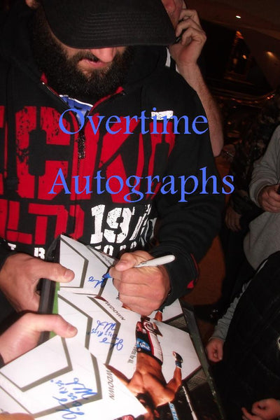 JOHNY HENDRICKS 'BIGG RIGG' SIGNED UFC 8X10 PHOTO – Overtime Autographs