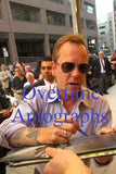 KIEFER SUTHERLAND SIGNED THE LOST BOYS 8X10 PHOTO 2