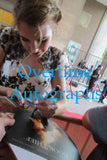 SOPHIE NELISSE SIGNED THE BOOK THIEF 8X10 PHOTO 2